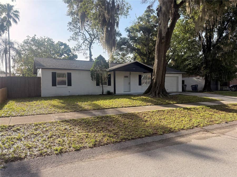 Property photo for 611 LIMBER LANE, Lakeland, FL