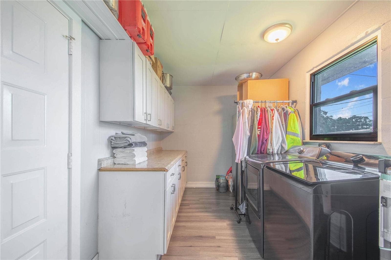 2426 VIEW WAY, Lakeland, FL 33810 Laundry Room