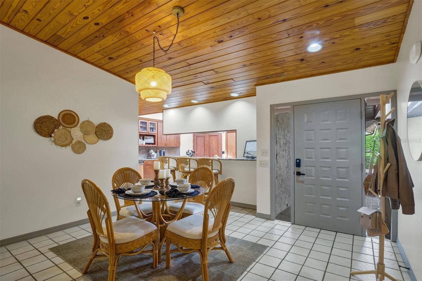 503 CLUBHOUSE DRIVE, Lake Wales, FL 33898 503 CLUBHOUSE DRIVE, Lake Wales, FL 33898