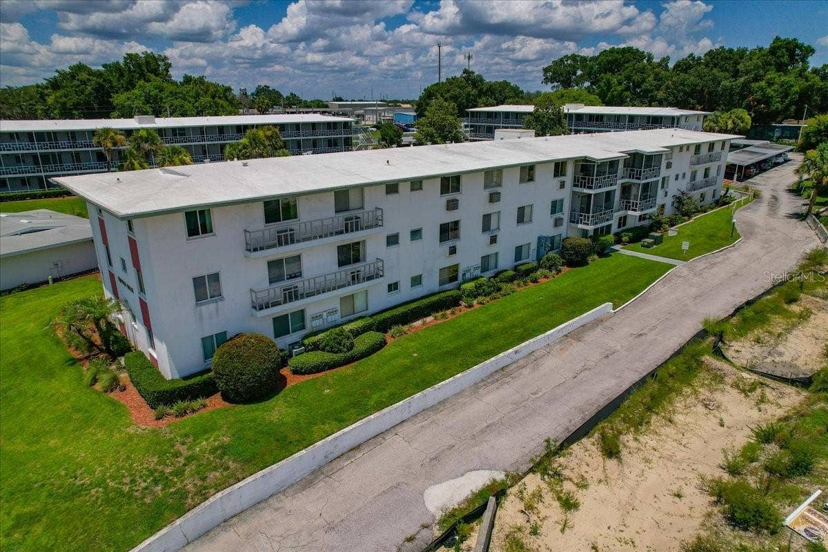 1700 6TH ST NW, #C24, Winter Haven, FL 33881 Aerial view