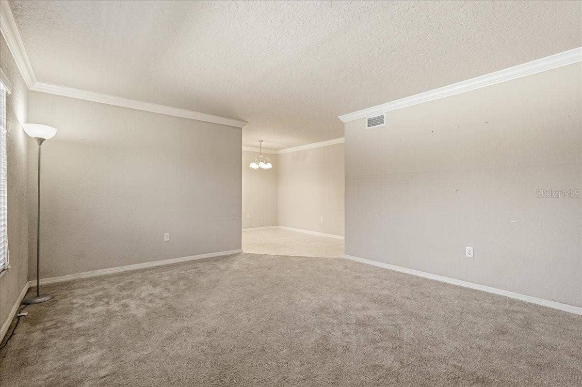 1700 6TH ST NW, #C24, Winter Haven, FL 33881 Living room