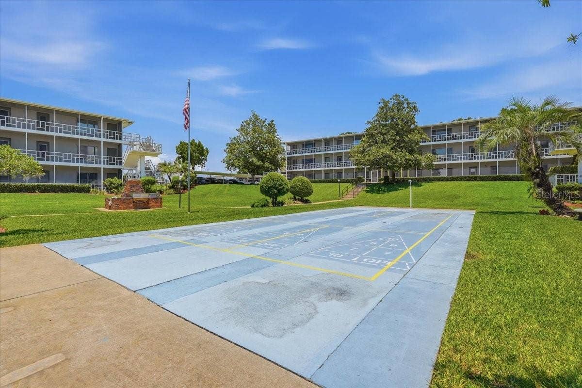 1700 6TH ST NW, #C24, Winter Haven, FL 33881 Shuffleboard