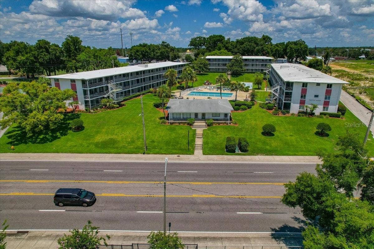 1700 6TH ST NW, #C24, Winter Haven, FL 33881 Aerial view