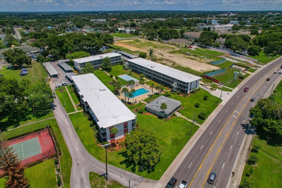 1700 6TH ST NW, #C24, Winter Haven, FL 33881 Aerial view
