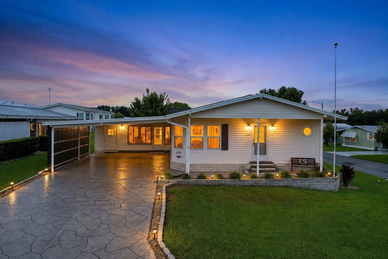 1777 QUAIL HILL DRIVE, Lakeland, FL 33810 1777 QUAIL HILL DRIVE, Lakeland, FL 33810