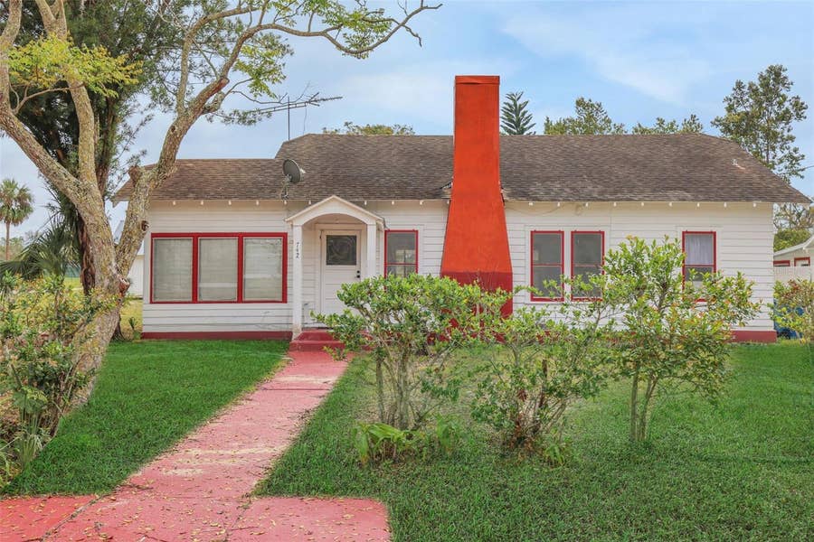 Property photo for 742 HIBISCUS AVENUE, Lake Wales, FL