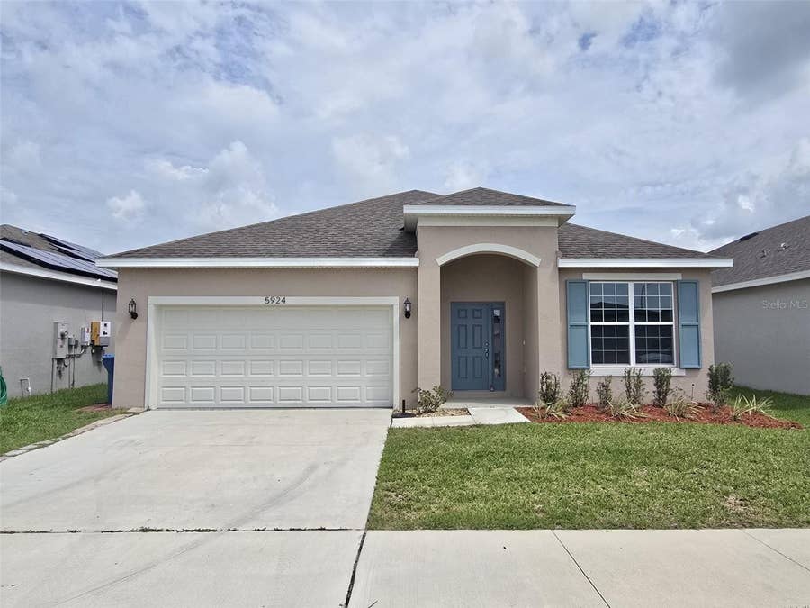 Property photo for 5924 CATAMARAN AVENUE, Haines City, FL
