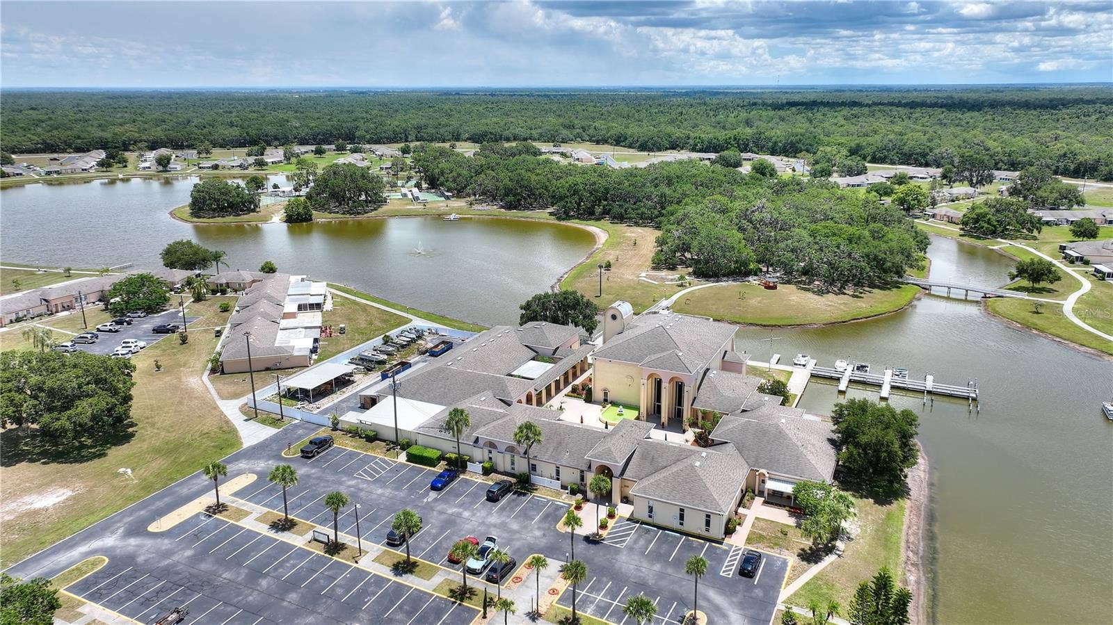 2637 CLUB CIRCLE, Lake Wales, FL 33854