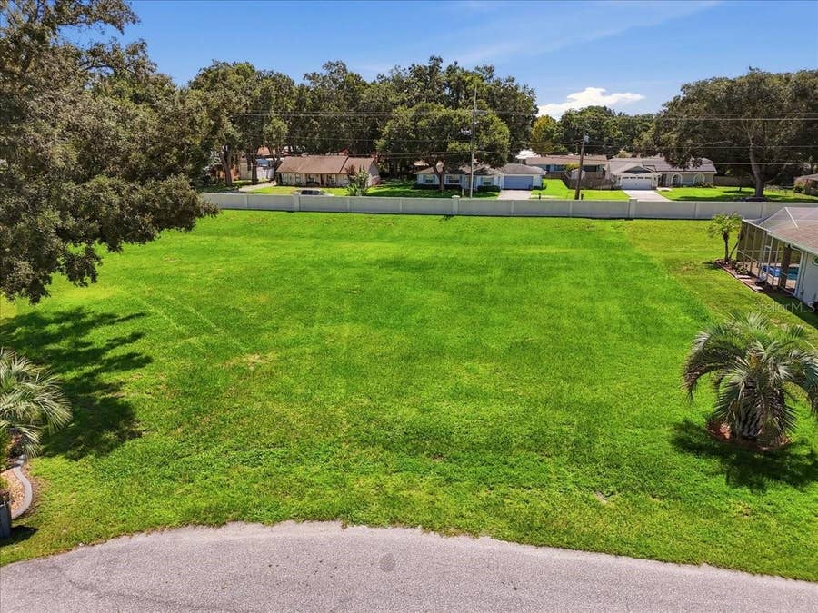 Property photo for 235 SPARKLING COURT, Auburndale, FL