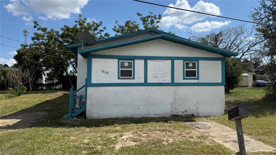 Property photo for 1009 AVENUE B, Haines City, FL