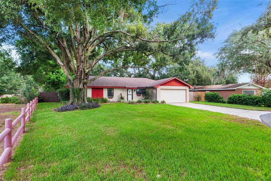 Property photo for 216 SHORE LOOP, Winter Haven, FL