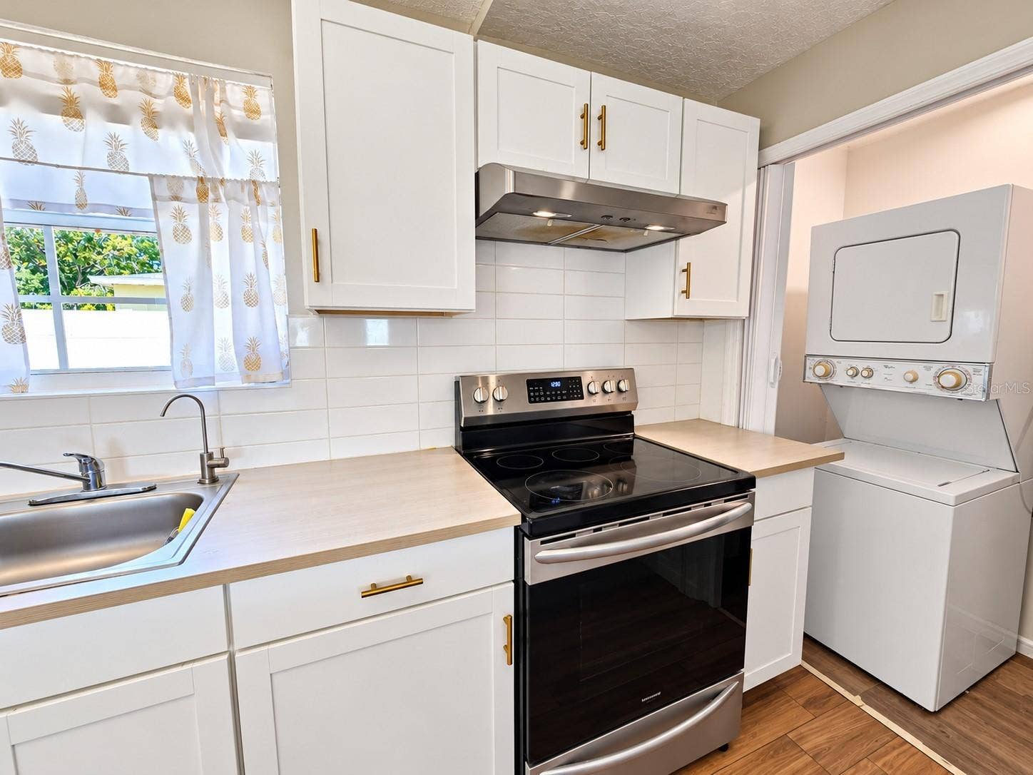 852 DERBYSHIRE ROAD, Daytona Beach, FL 32117 852 DERBYSHIRE ROAD, Daytona Beach, FL 32117