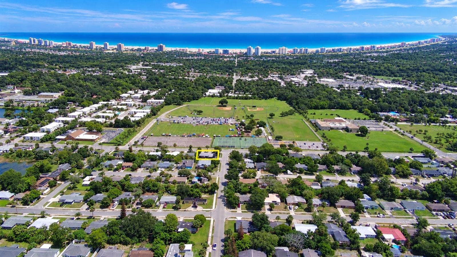 852 DERBYSHIRE ROAD, Daytona Beach, FL 32117 852 DERBYSHIRE ROAD, Daytona Beach, FL 32117
