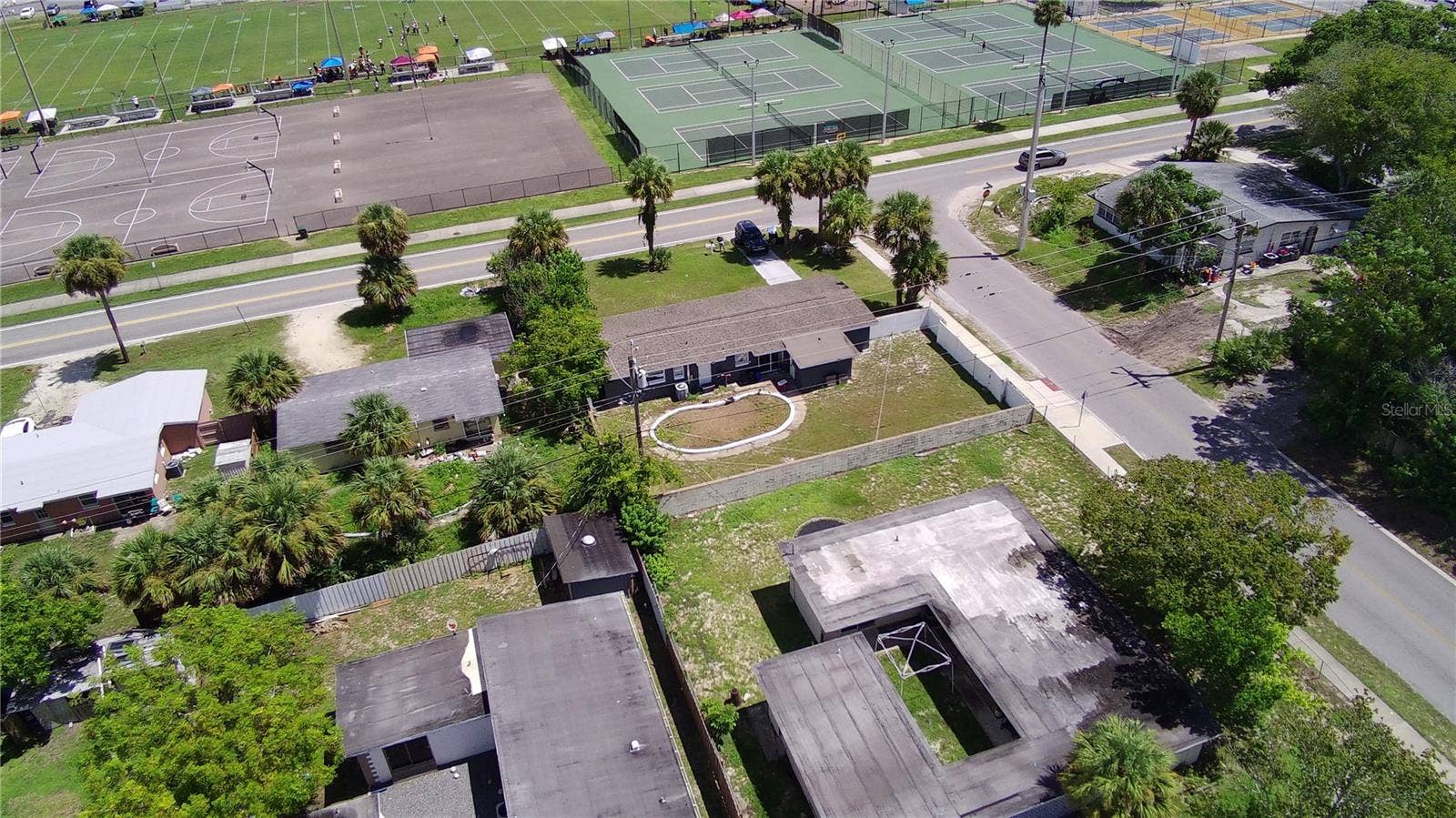 852 DERBYSHIRE ROAD, Daytona Beach, FL 32117 852 DERBYSHIRE ROAD, Daytona Beach, FL 32117