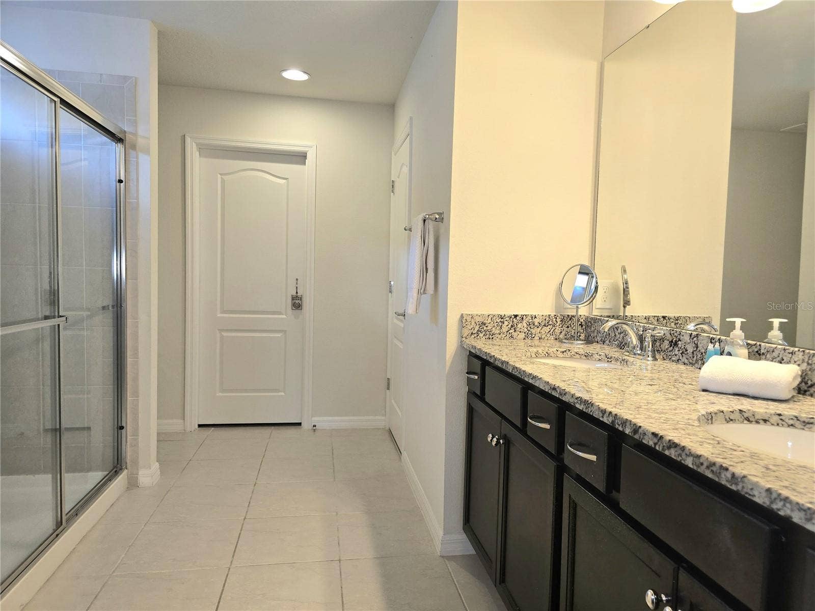 2462 DUBAI STREET, Kissimmee, FL 34747 Primary Bathroom