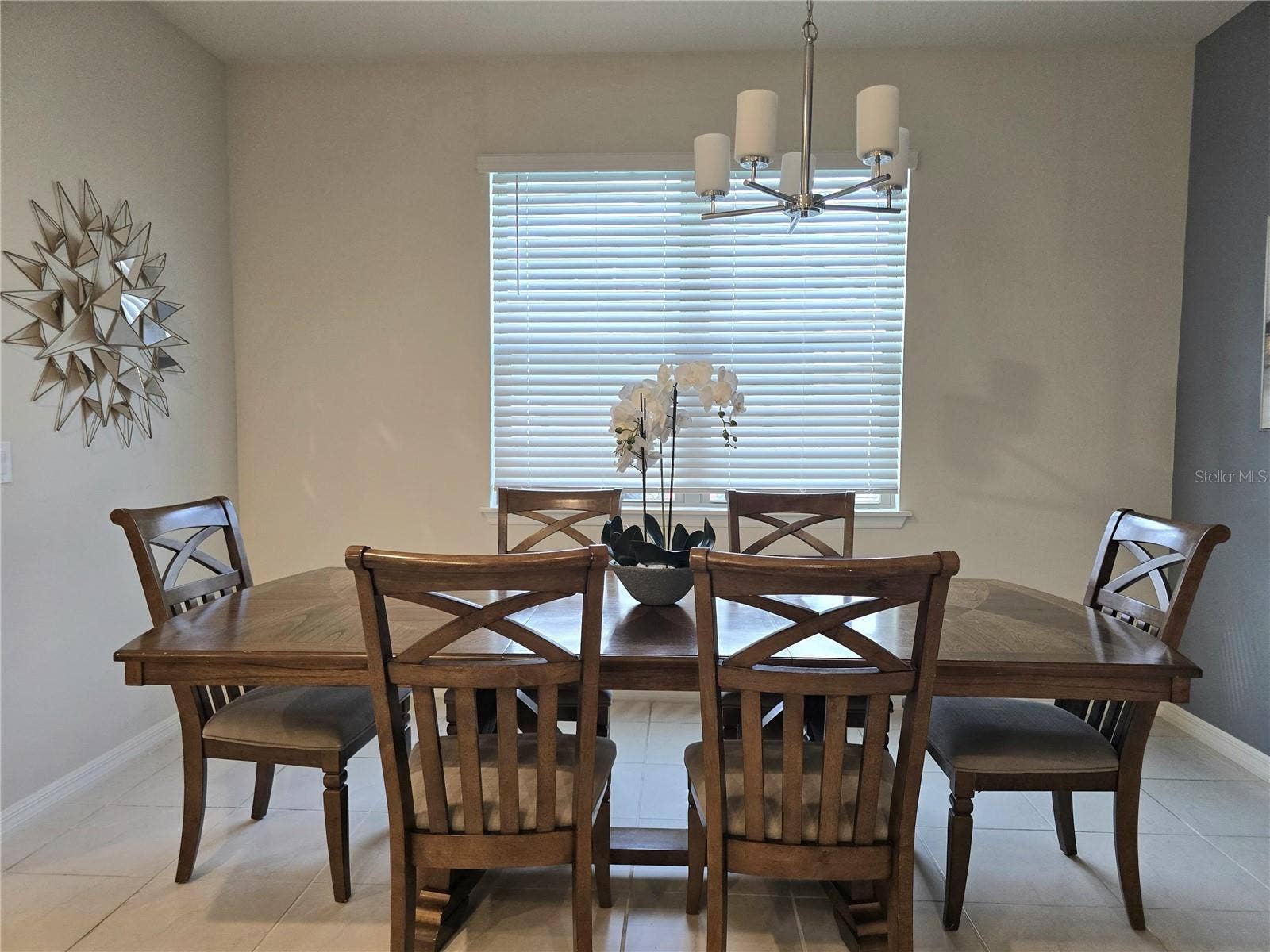 2462 DUBAI STREET, Kissimmee, FL 34747 Formal Dining