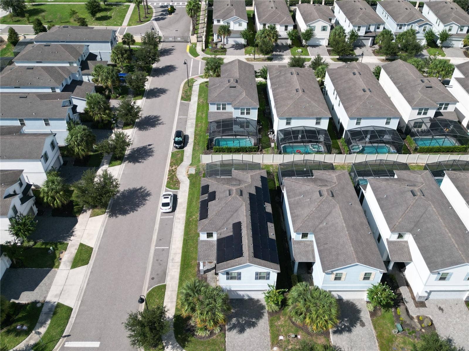 2462 DUBAI STREET, Kissimmee, FL 34747 2462 DUBAI STREET, Kissimmee, FL 34747