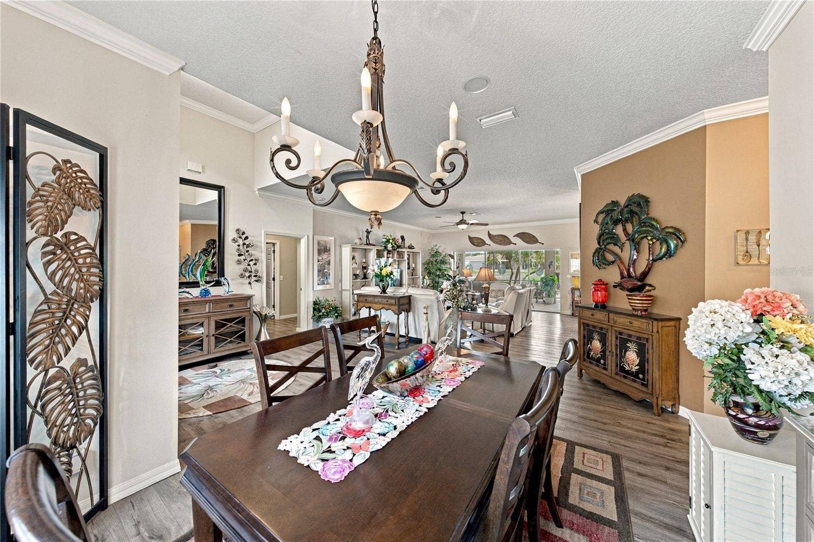 4232 DORNOCH DRIVE, Lake Wales, FL 33859 This view from the dining room shows the efficiency of this home's floor plan.