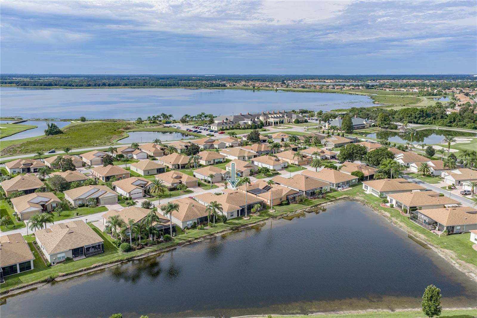 4232 DORNOCH DRIVE, Lake Wales, FL 33859 Location is everything and this home is near the main clubhouse and the many amenities Lake Ashton residents enjoy.