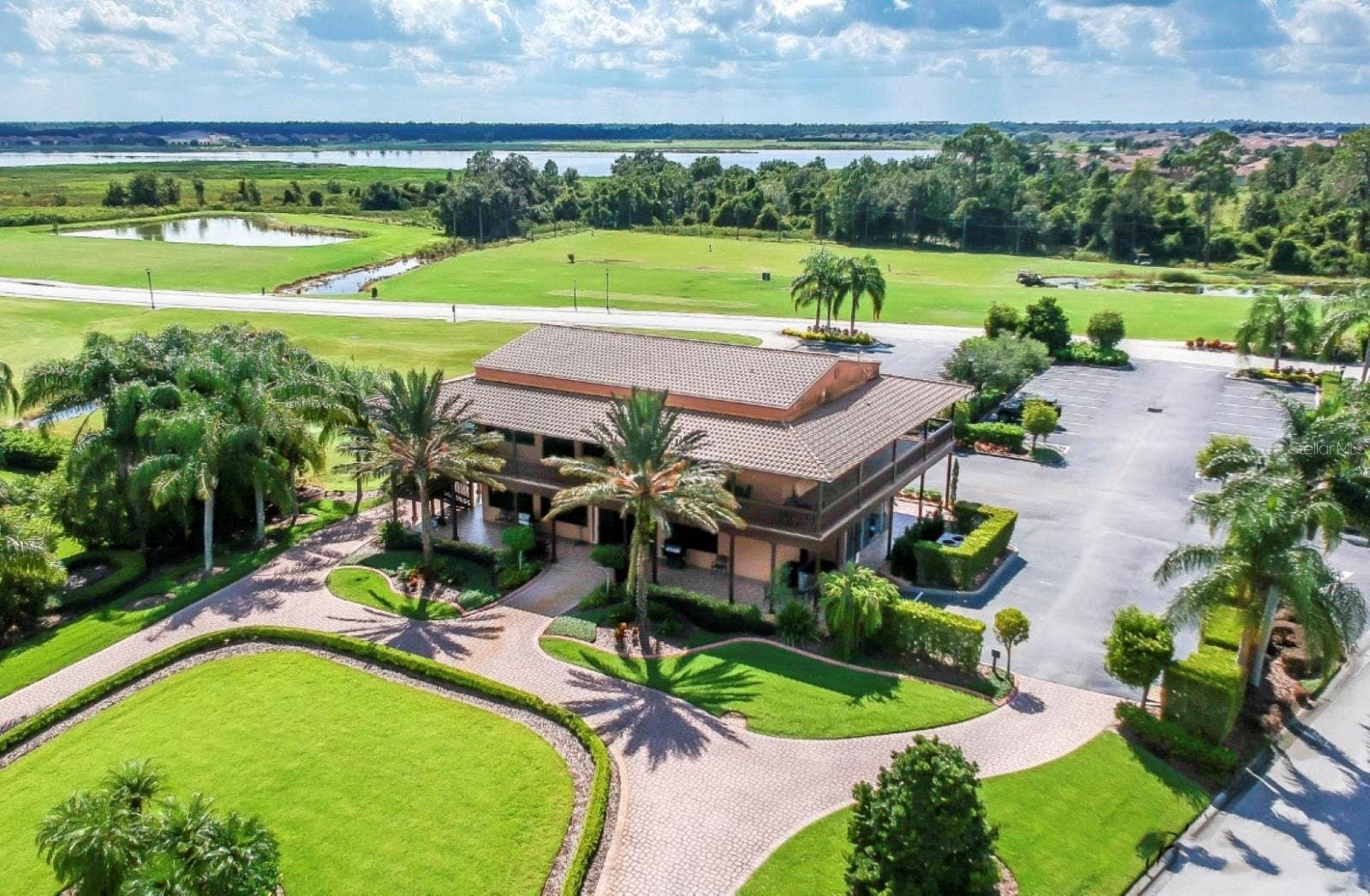 4232 DORNOCH DRIVE, Lake Wales, FL 33859 This building is home to the golf pro shop on the lower level and the Eagles Nest Restaurant and Bar on the upper level.