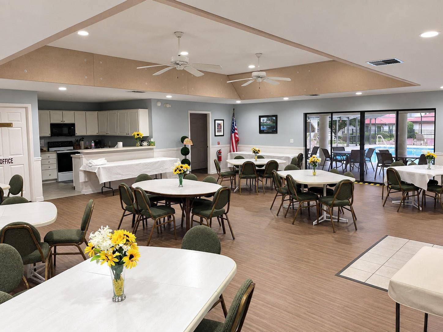505 CLUBHOUSE DRIVE, Lake Wales, FL 33898 Clubhouse event room