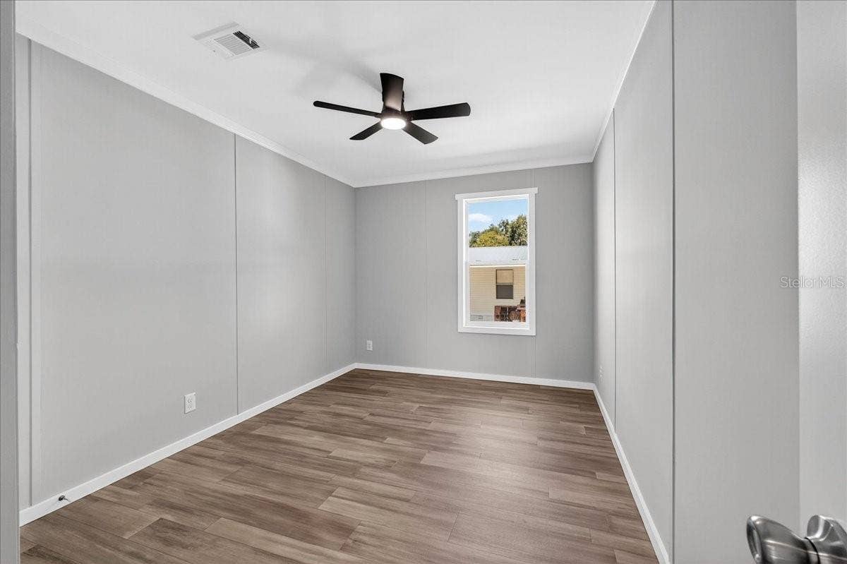 2207 HIALEAH AVENUE, Leesburg, FL 34748 2207 HIALEAH AVENUE, Leesburg, FL 34748
