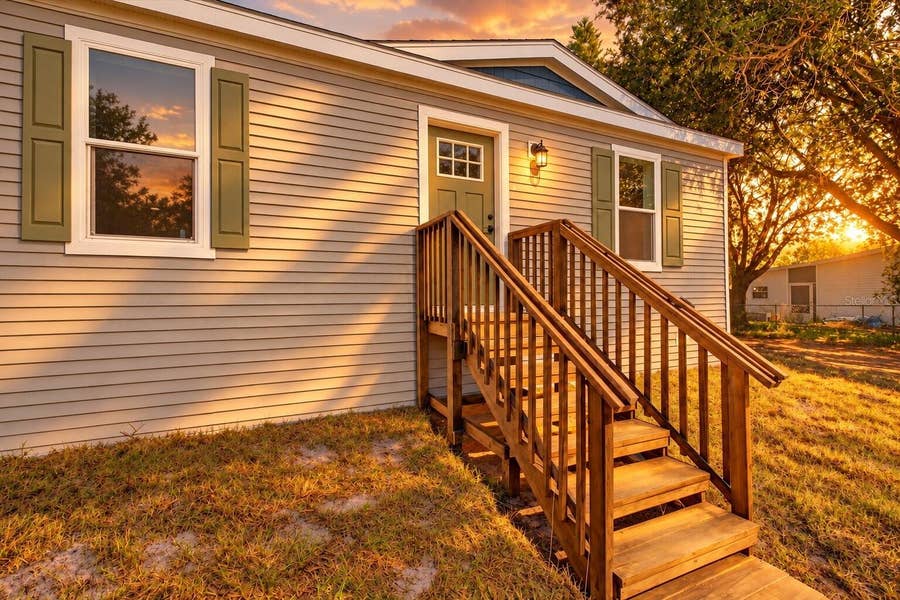 Property photo for 2207 HIALEAH AVENUE, Leesburg, FL