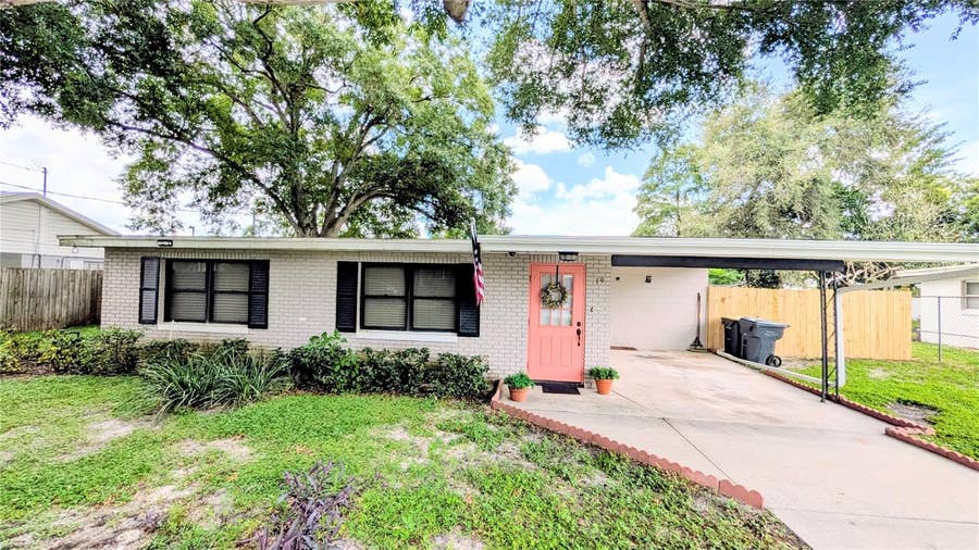 Property photo for 19 LAMPLIGHT LANE, Winter Haven, FL