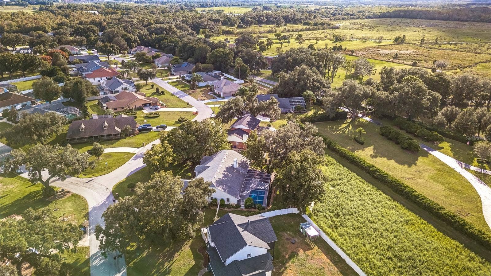 725 HERITAGE DRIVE NE, Winter Haven, FL 33881 725 HERITAGE DRIVE NE, Winter Haven, FL 33881
