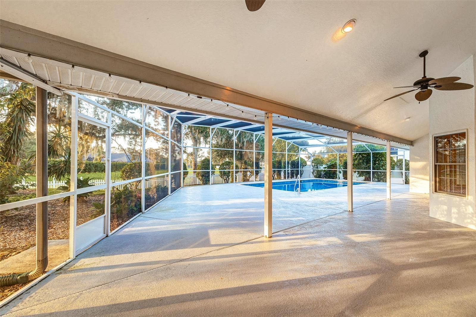 725 HERITAGE DRIVE NE, Winter Haven, FL 33881 725 HERITAGE DRIVE NE, Winter Haven, FL 33881