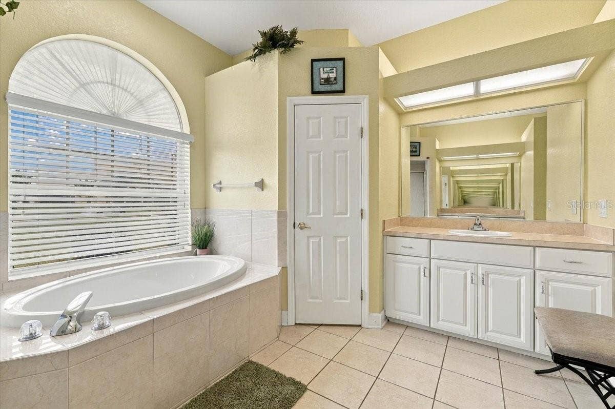 7380 BENT GRASS DRIVE, Winter Haven, FL 33884 Primary Bathroom