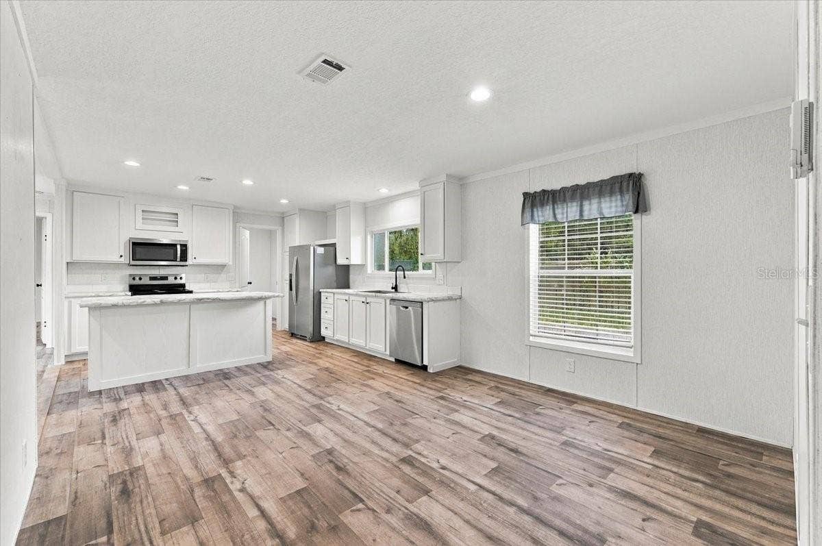 1228 SPARTON AVENUE, Port Orange, FL 32127