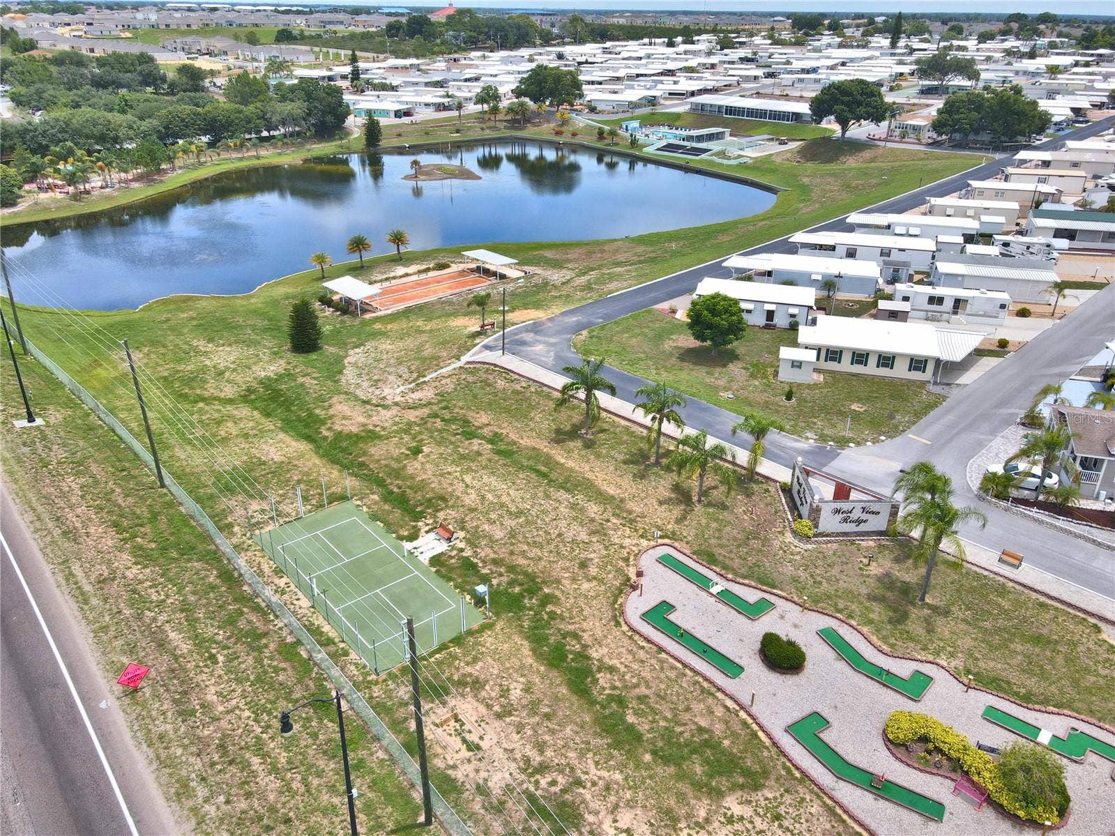 251 PATTERSON ROAD, #D4, Haines City, FL 33844
