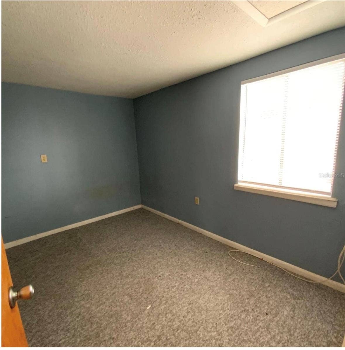 IN-LAW SUITE OR DUPLEX
