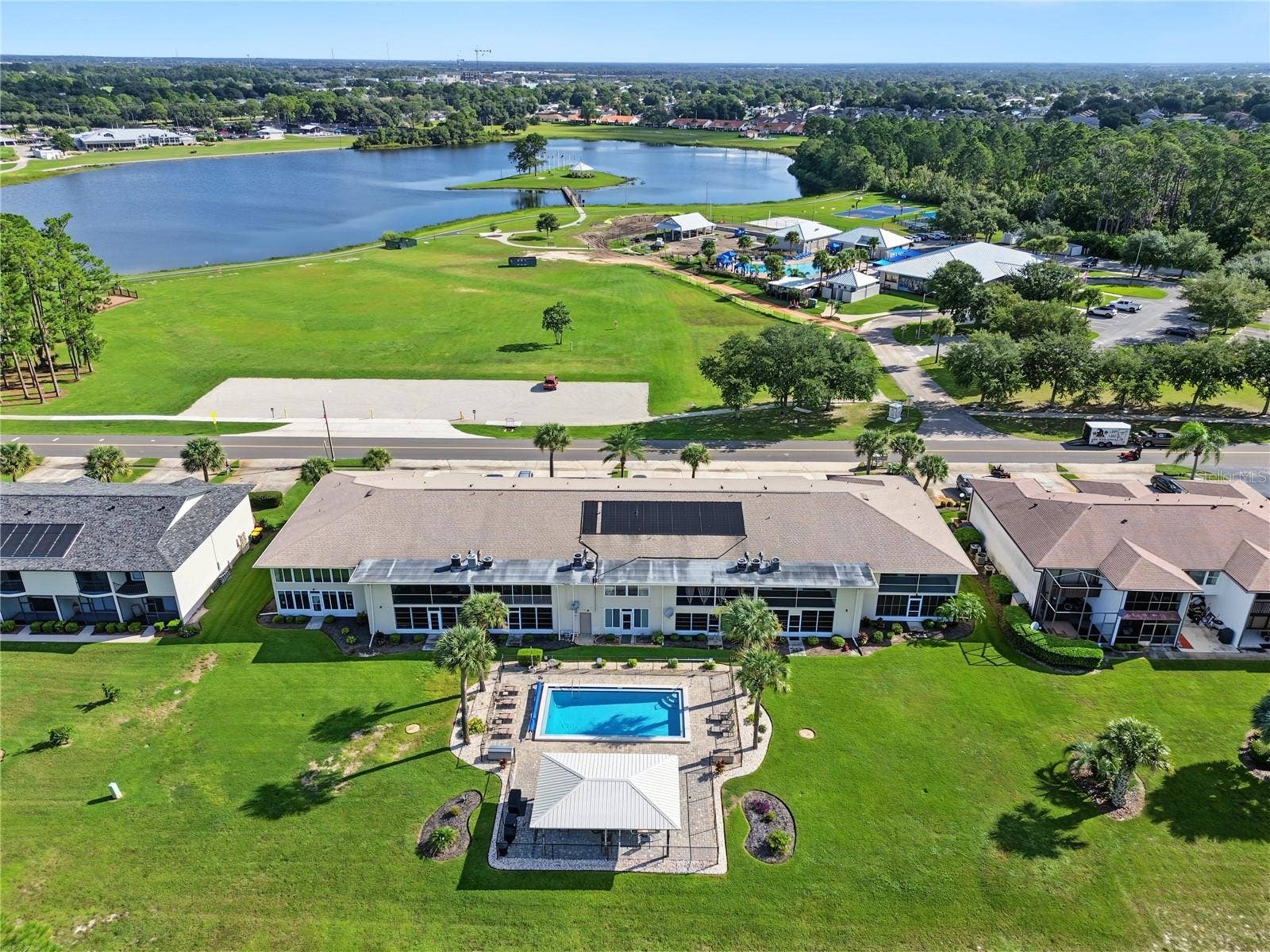 3621 EDGEWATER DRIVE, #207, Sebring, FL 33872