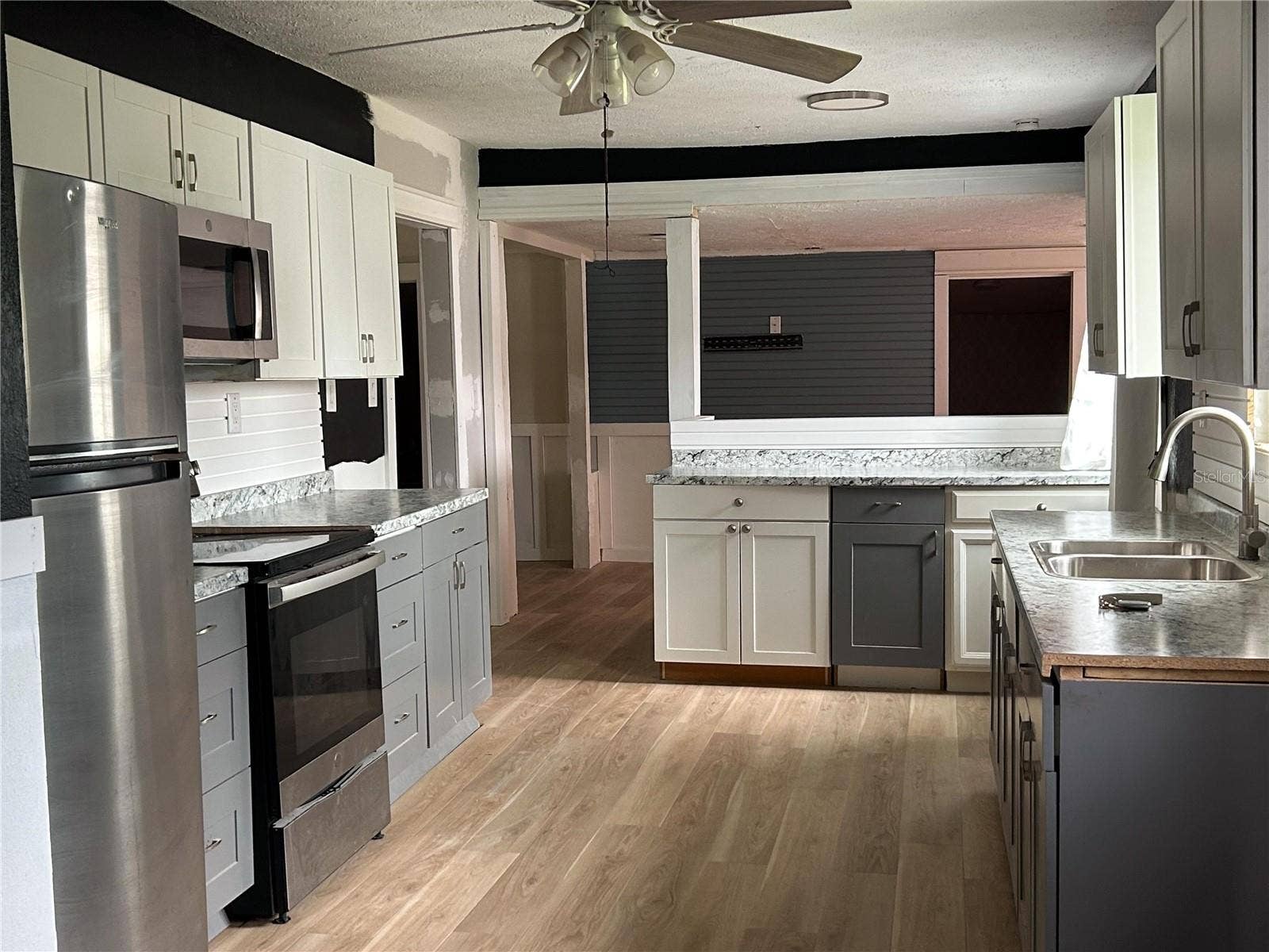 650 9TH STREET NE, Winter Haven, FL 33881 KITCHEN