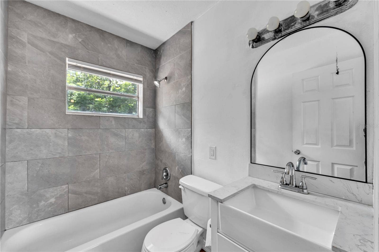 218 6TH JPV STREET, Winter Haven, FL 33880 218 6TH JPV STREET, Winter Haven, FL 33880