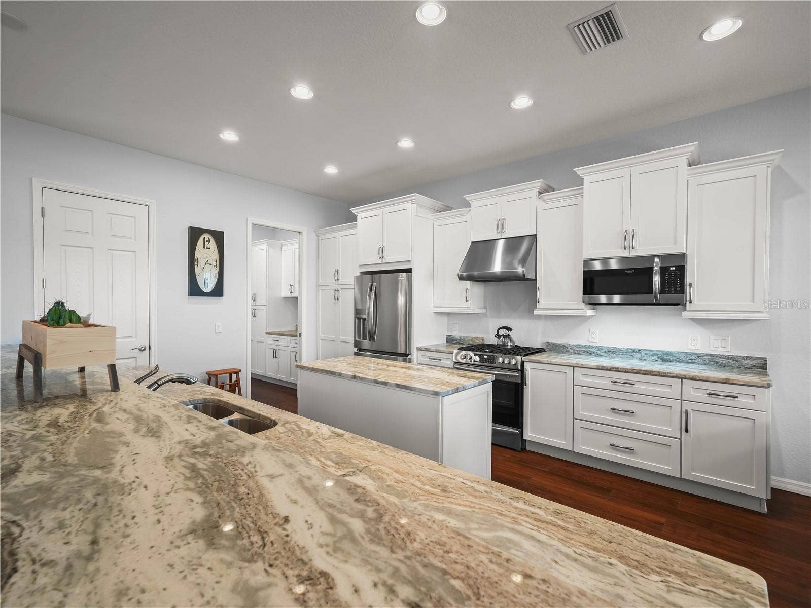 6216 PINEHURST LOOP, Winter Haven, FL 33884 Granite Counter Top
