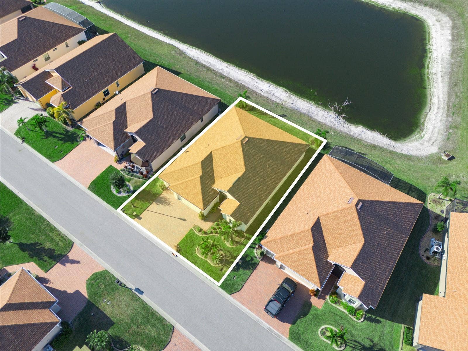 6216 PINEHURST LOOP, Winter Haven, FL 33884 6216 Pinehurst Loop Winter Haven, Florid 33884