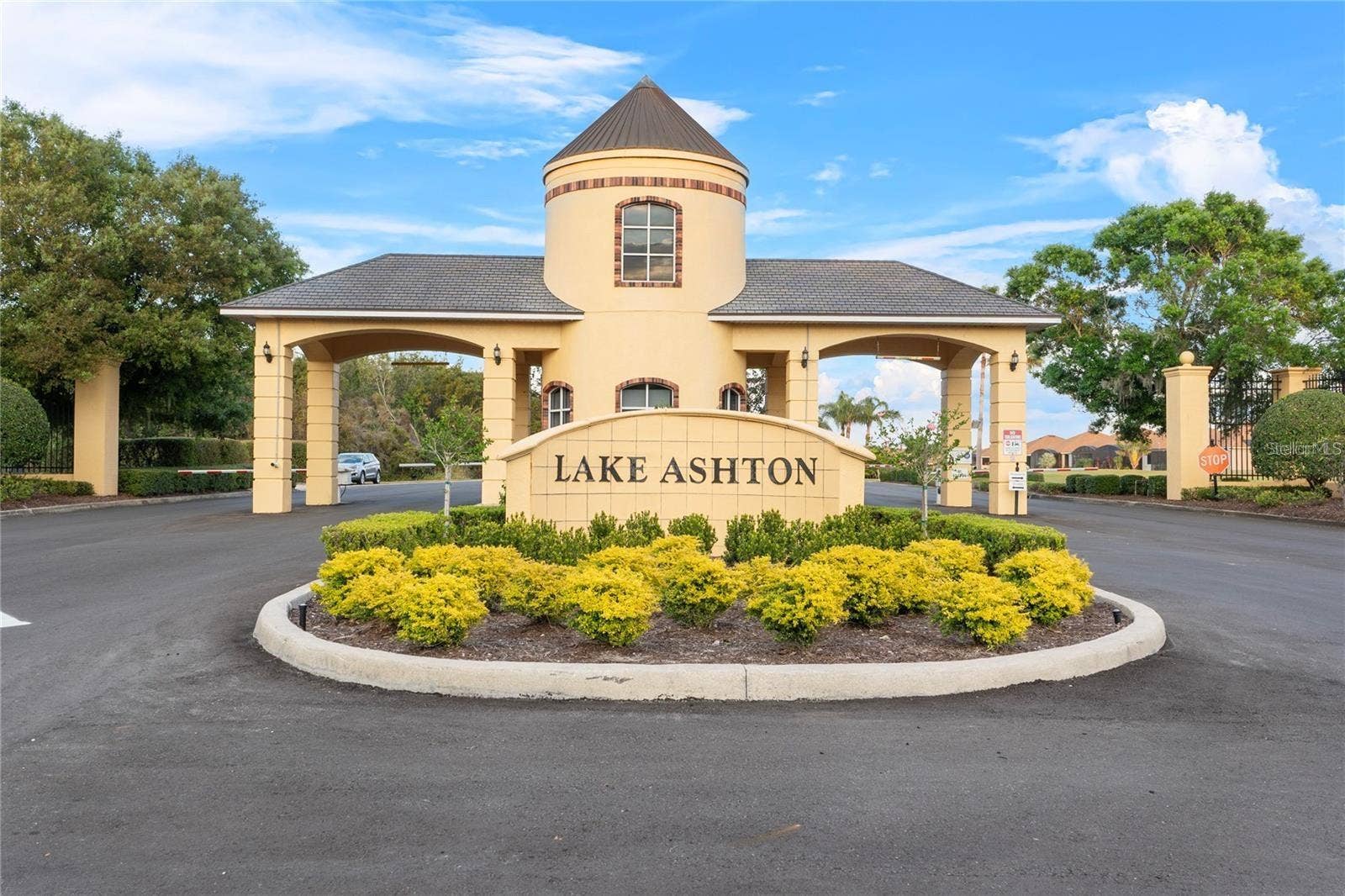 6216 PINEHURST LOOP, Winter Haven, FL 33884 Entrance- 653