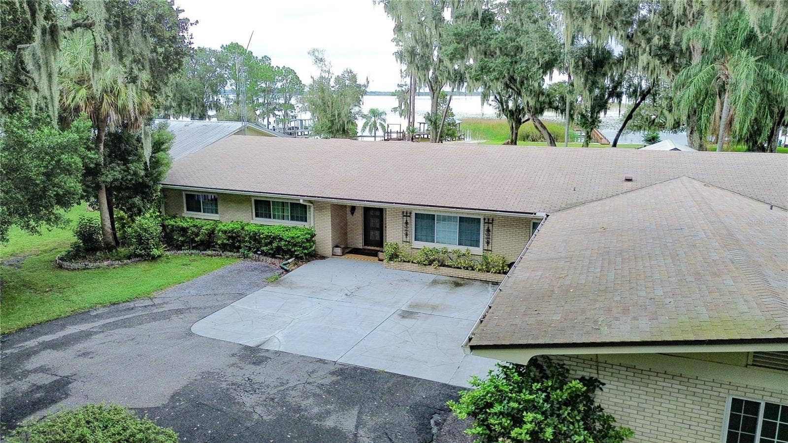 1020 W LAKE HAMILTON DRIVE, Winter Haven, FL 33881 1020 W LAKE HAMILTON DRIVE, Winter Haven, FL 33881