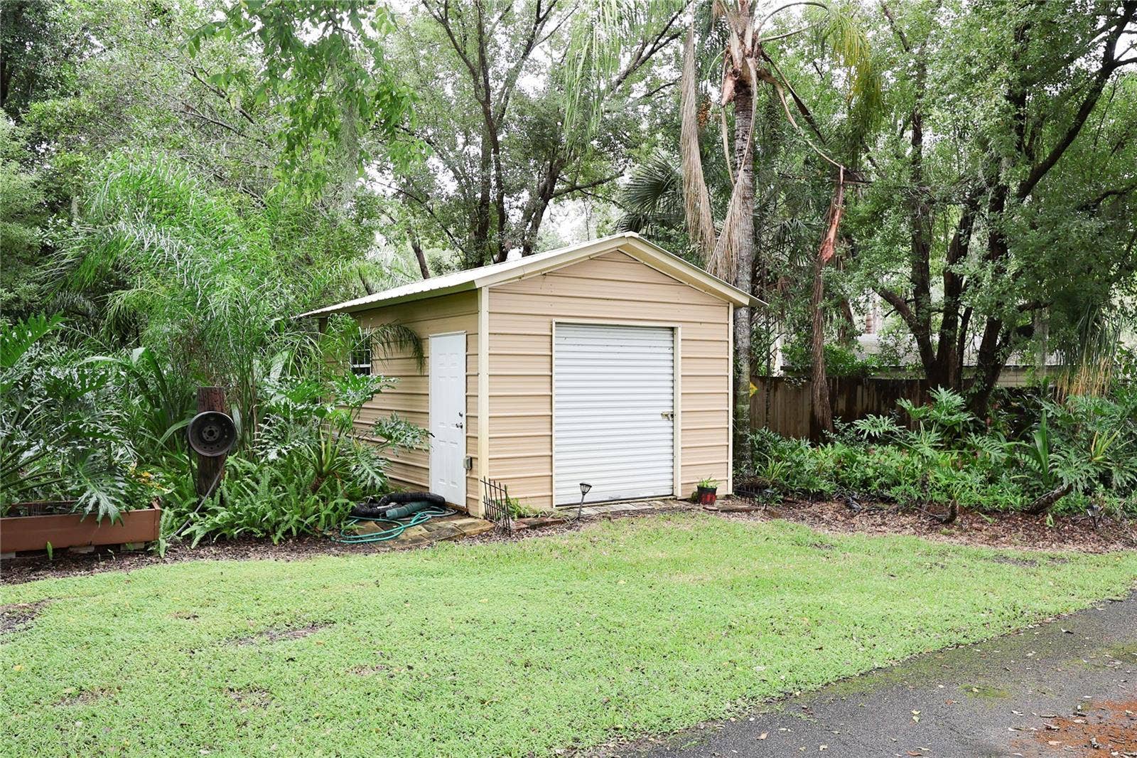 1020 W LAKE HAMILTON DRIVE, Winter Haven, FL 33881 1020 W LAKE HAMILTON DRIVE, Winter Haven, FL 33881