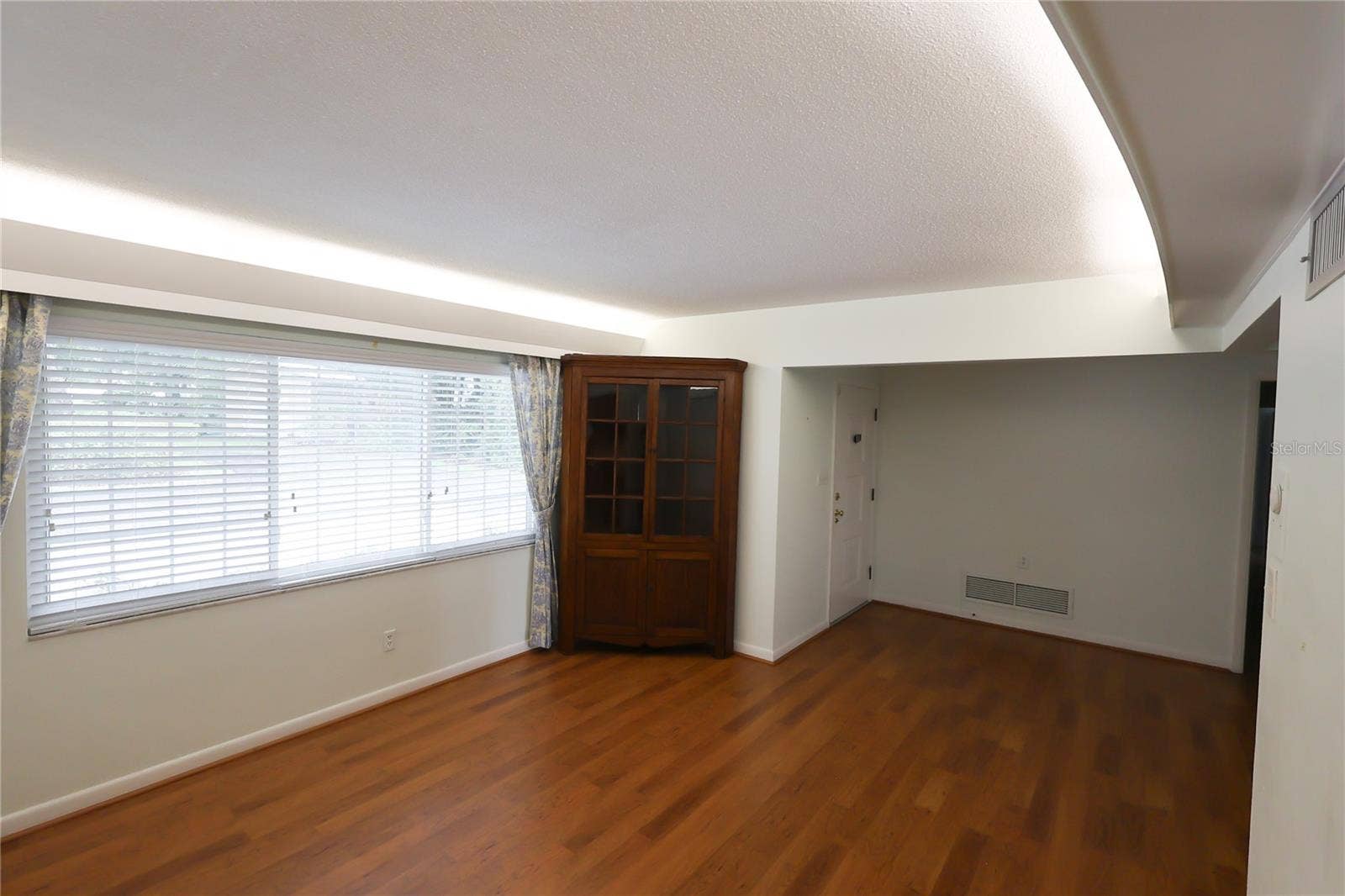 1020 W LAKE HAMILTON DRIVE, Winter Haven, FL 33881 1020 W LAKE HAMILTON DRIVE, Winter Haven, FL 33881