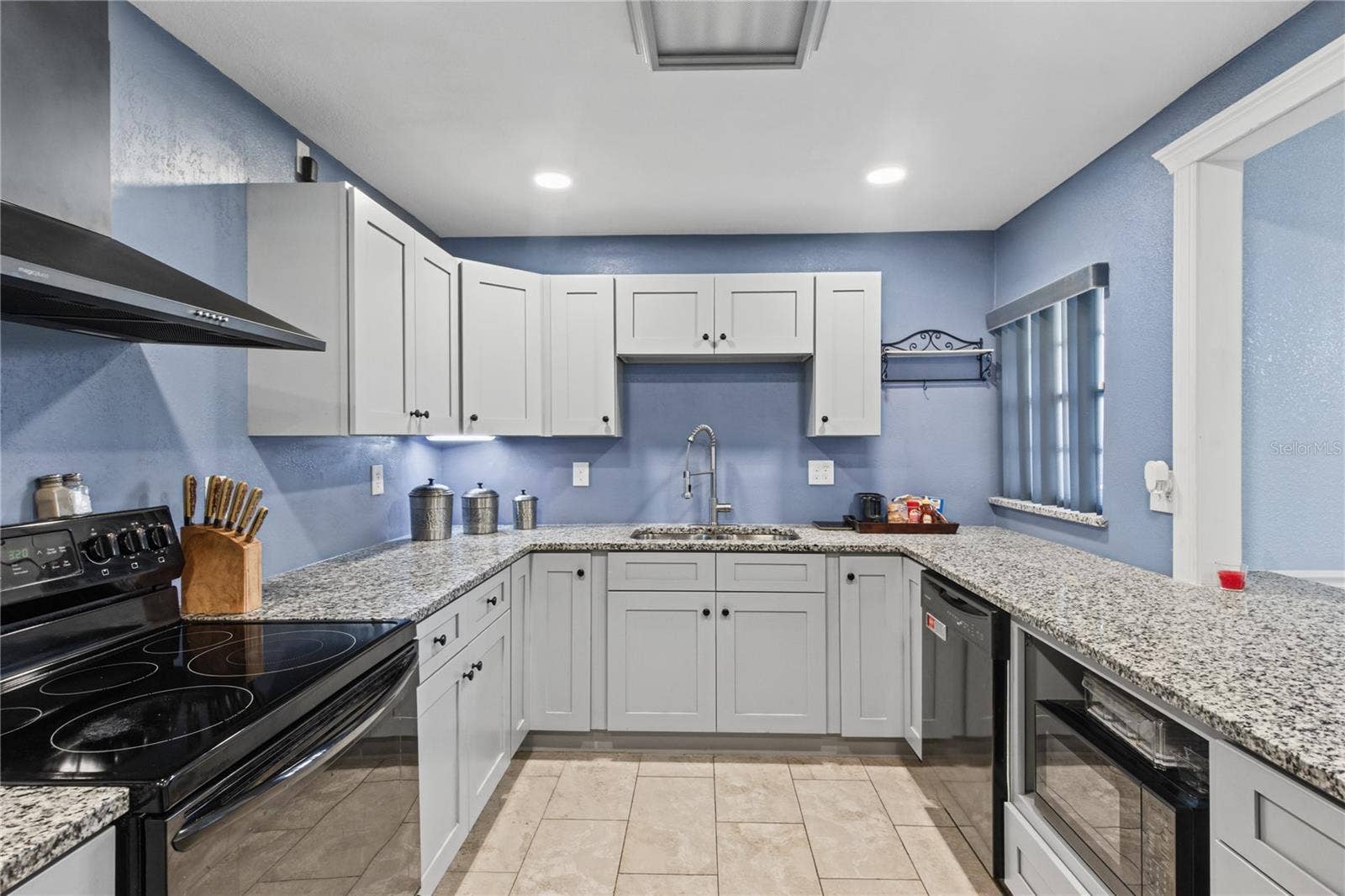1815 KAREN BOULEVARD, Sebring, FL 33870 1815 KAREN BOULEVARD, Sebring, FL 33870