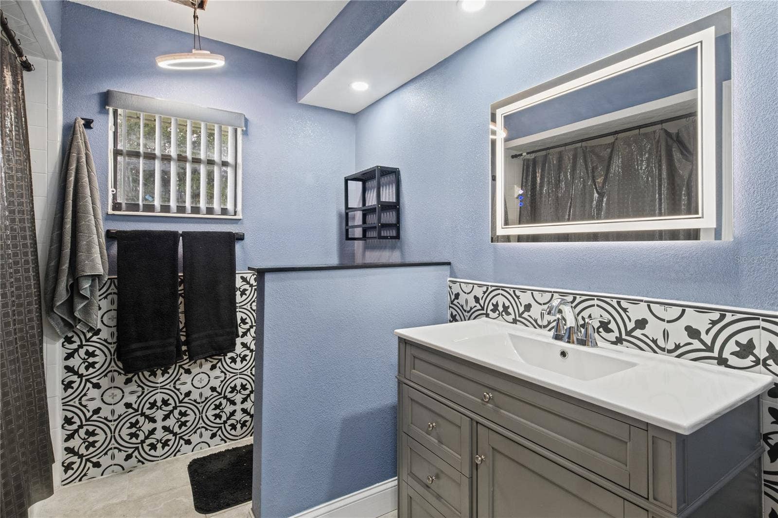 1815 KAREN BOULEVARD, Sebring, FL 33870 1815 KAREN BOULEVARD, Sebring, FL 33870