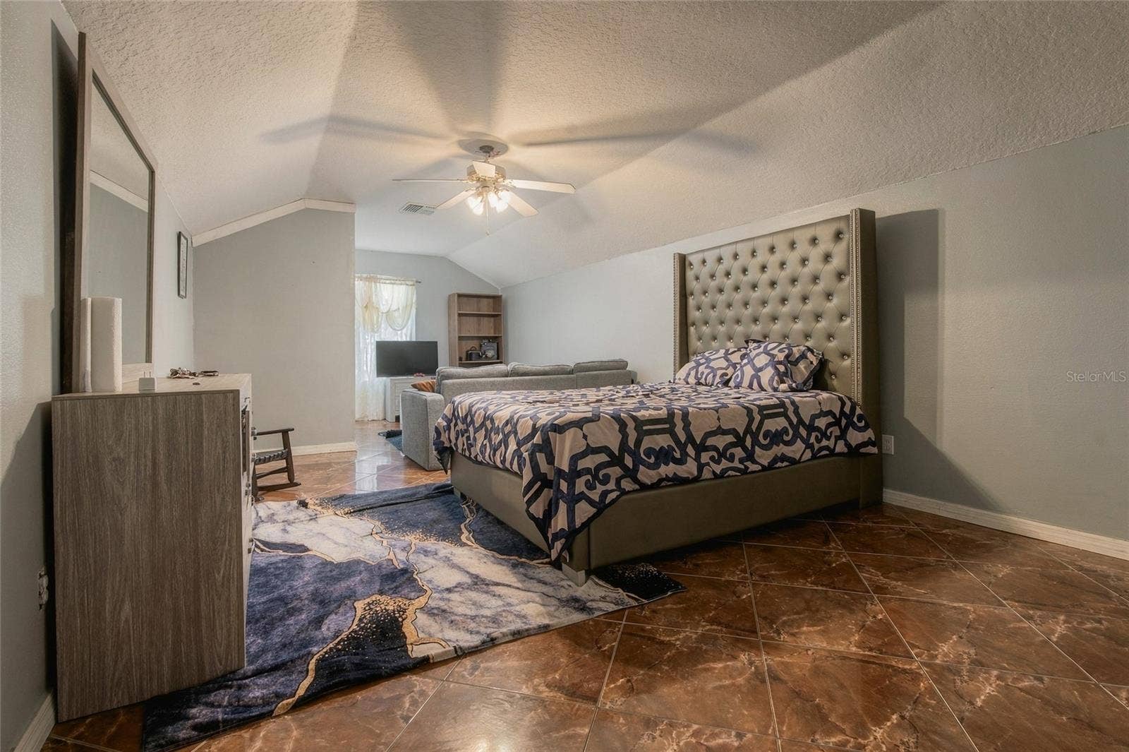 2940 BENTON LANE, Kissimmee, FL 34746 Converted Loft into Extra Room