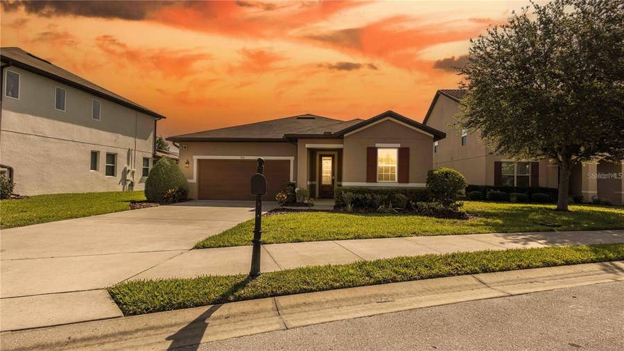 Property photo for 922 SUFFOLK, Davenport, FL