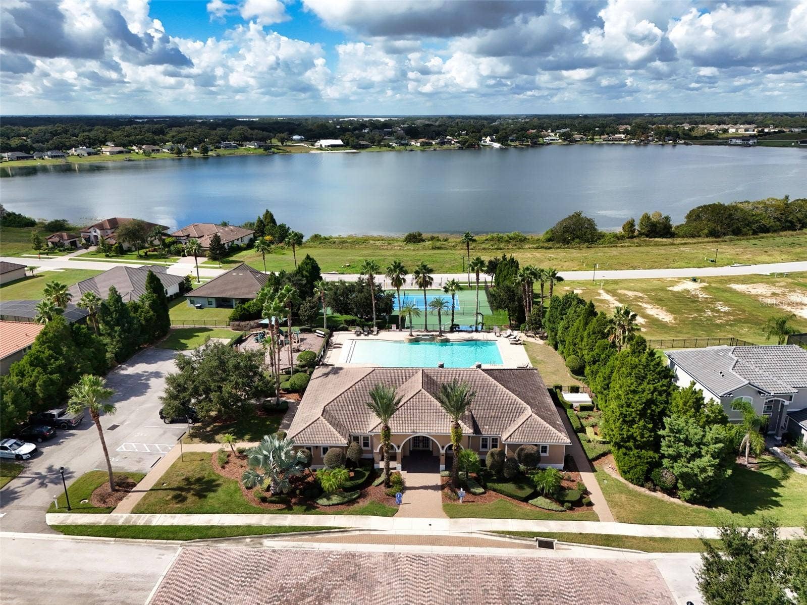 466 LAKE VISTA DRIVE, Auburndale, FL 33823