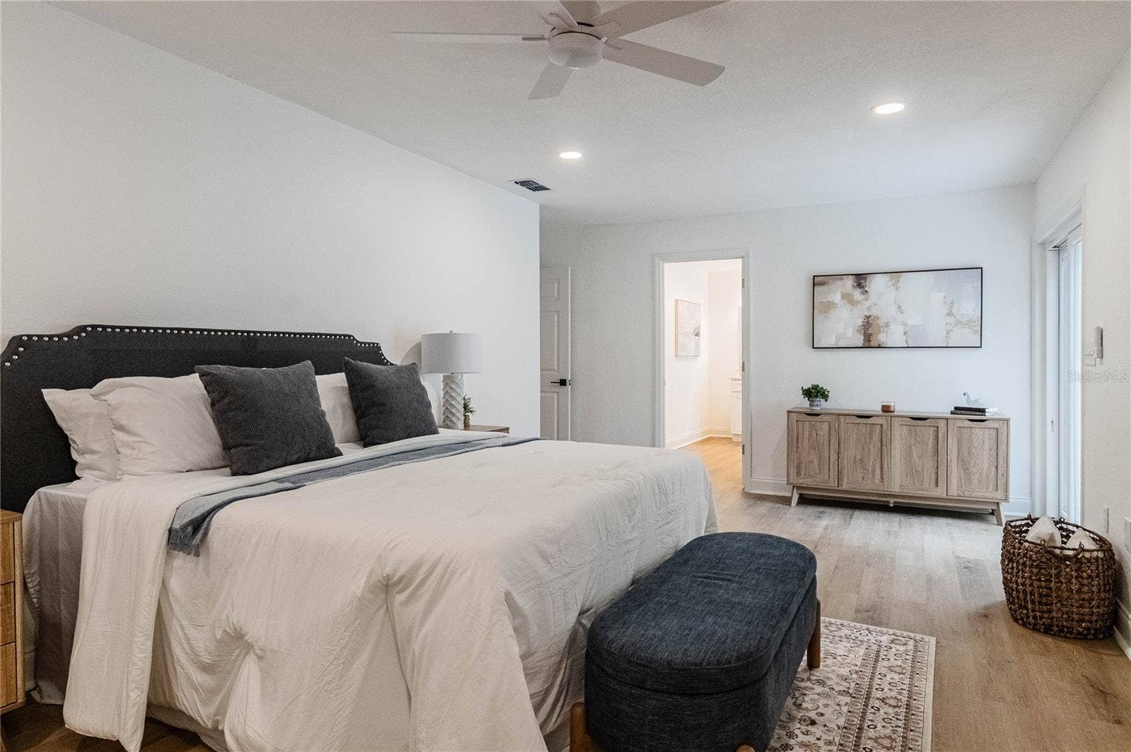 832 BROOKWOOD DRIVE, Lakeland, FL 33813 832 BROOKWOOD DRIVE, Lakeland, FL 33813