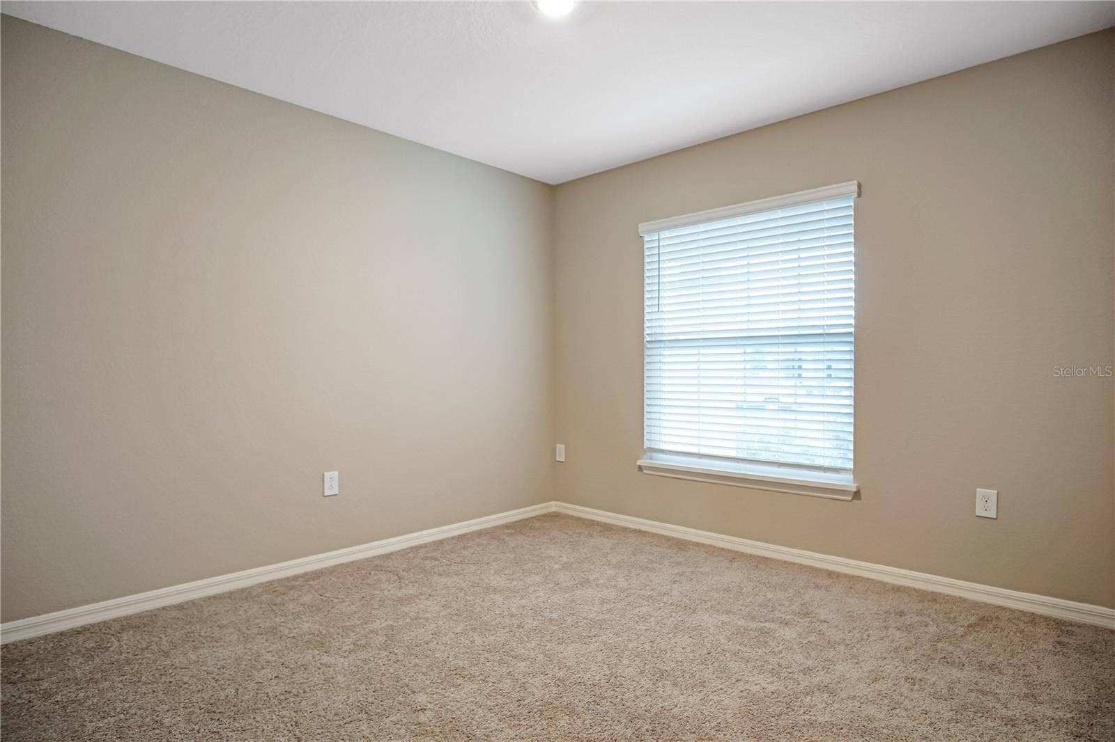 1831 DAYSTAR DRIVE, Haines City, FL 33844 1831 DAYSTAR DRIVE, Haines City, FL 33844